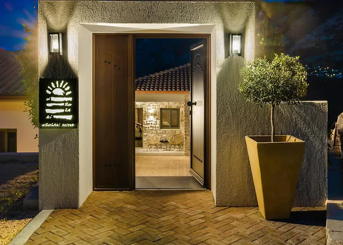 Апартаменты Azolaki *