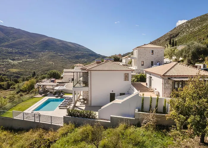 Апартаменты Azolaki *